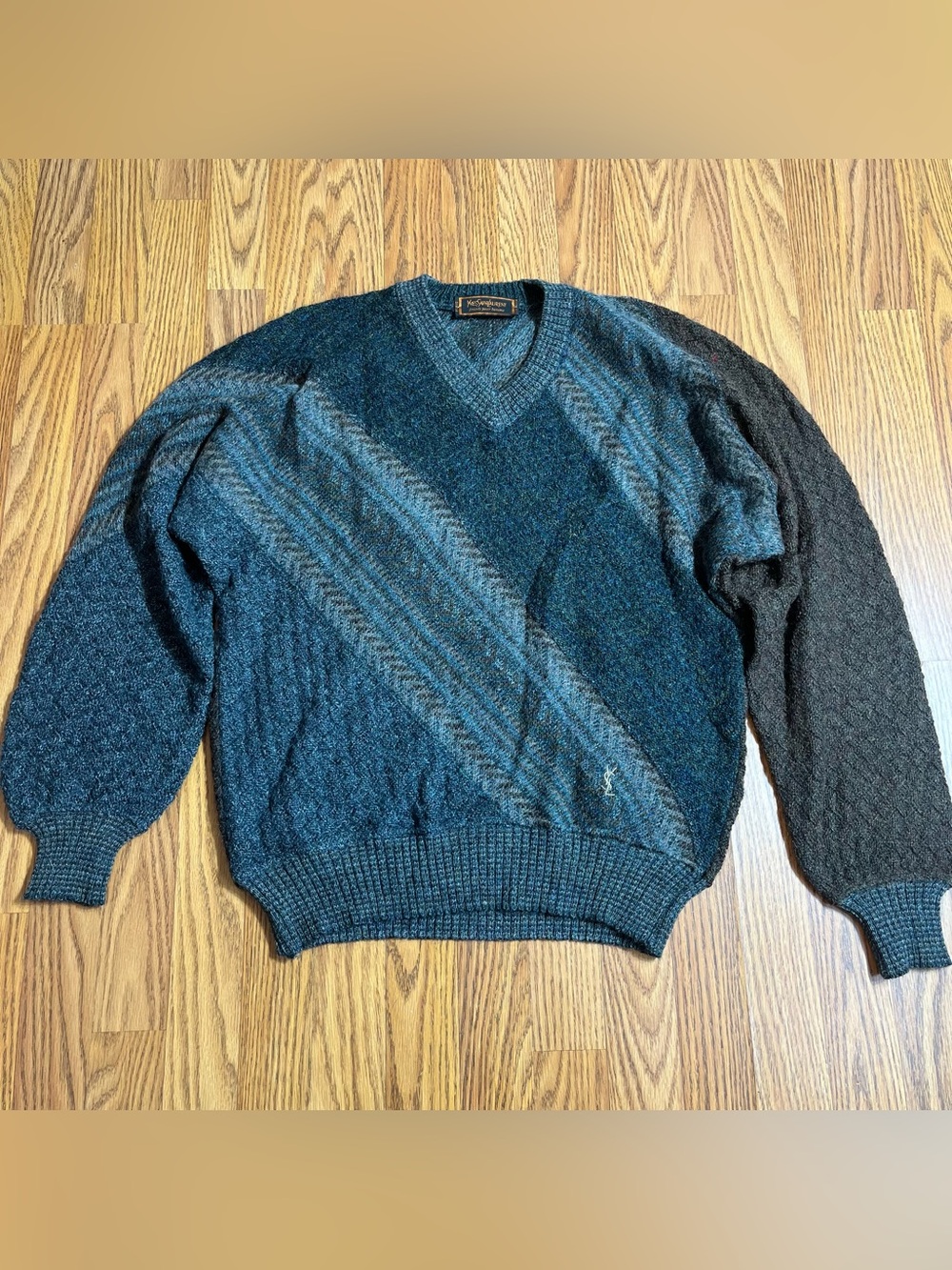 Vintage Yves Saint Laurent YSL Mohair Wool Knit Sweater V-Neck Blue Mens L XL